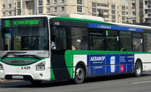 Наружная реклама на автобусах бренда Аквафор