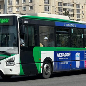 Наружная реклама на автобусах бренда Аквафор